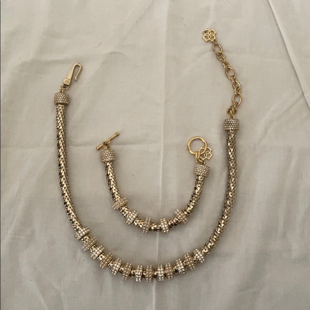 Necklace and bracelet set (gold)